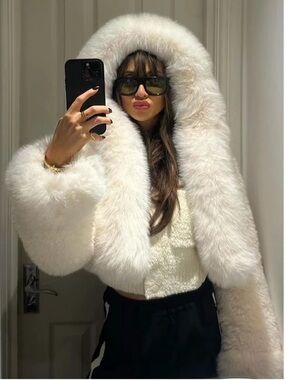 wild fable cream Faux Fur Hooded Cropped Jacket